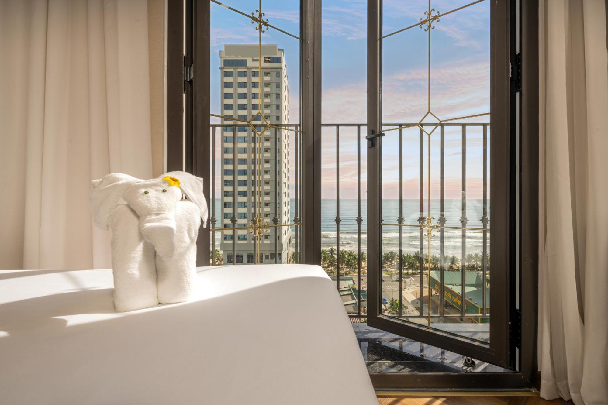 Golden Lotus Luxury Hotel Danang - Complimentary Daily Afternoon Tea ภายนอก รูปภาพ